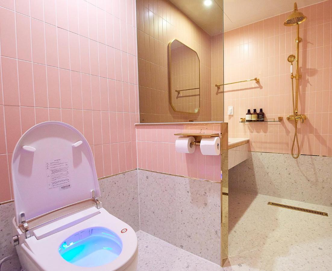 Denbasta Signature Hotel 釜山広域市 エクステリア 写真
