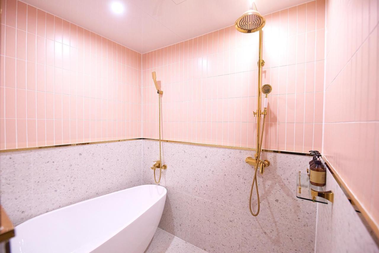 Denbasta Signature Hotel 釜山広域市 エクステリア 写真