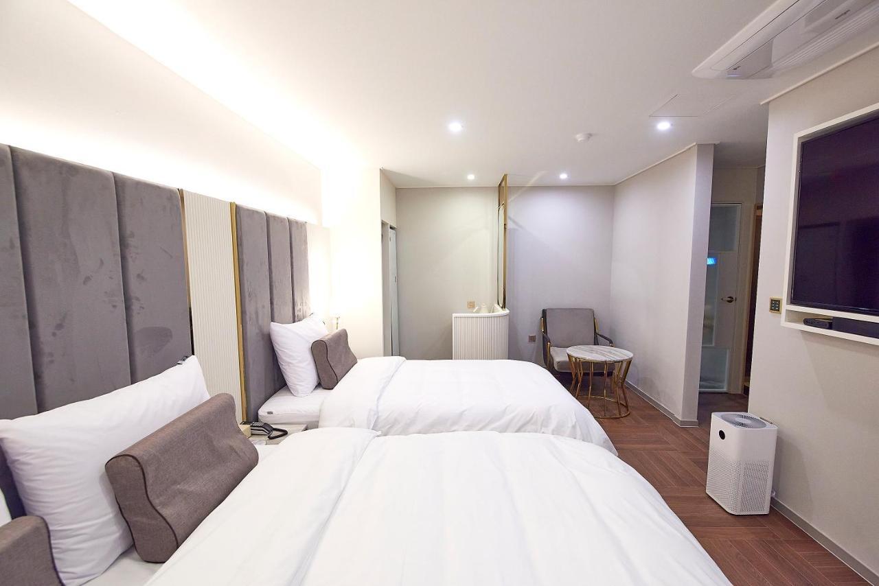 Denbasta Signature Hotel 釜山広域市 エクステリア 写真