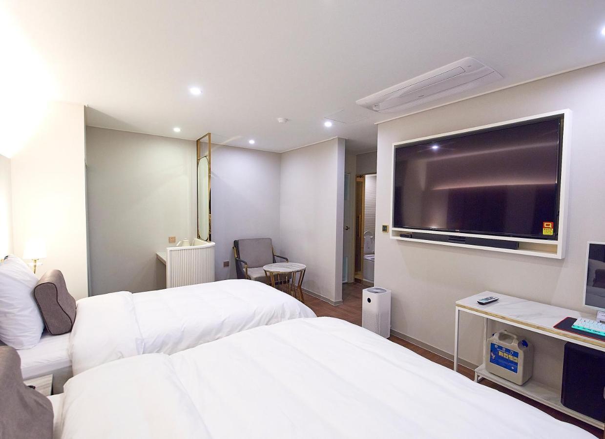 Denbasta Signature Hotel 釜山広域市 エクステリア 写真