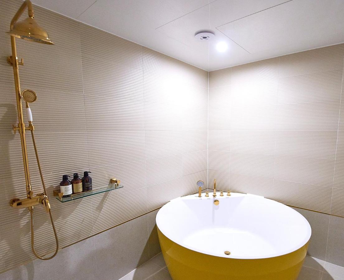 Denbasta Signature Hotel 釜山広域市 エクステリア 写真
